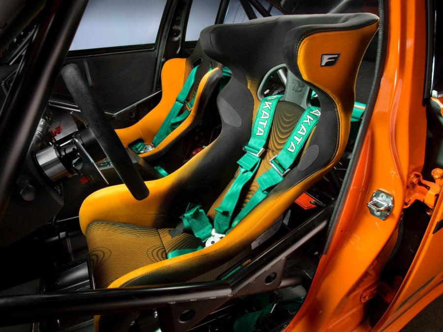  Lexus IS-F CCS-R Concept 2011 года  (фото 9 из 11)